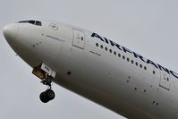 F-GSPN @ LFBD - AF4012 from Paris CDG to La Havane - by JC Ravon - FRENCHSKY