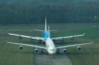 F-GLZR @ EHTW - Waiting to be scrapped by Aircraft End-of-Life Solutions (AELS) at Twente: Airbus A340-313 F-GLZR and Boeing 747-406 PH-BFF - by Van Propeller