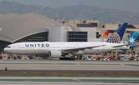 N210UA @ KLAX - Boeing 777-200