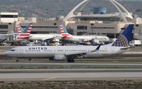 N27421 @ KLAX - Boeing 737-900ER