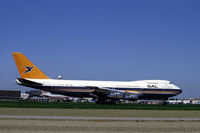 ZS-SAS @ EHAM - South African Airways Boeing 747-244B landing at Schiphol airport, the Netherlands, 1985 - by Van Propeller