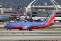 N488WN @ KLAX - Boeing 737-700 - by Mark Pasqualino