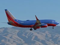 N923WN @ KBOI - Landing RWY 10L. - by Gerald Howard
