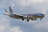N905NN @ KMIA - Replaced N951AA's special livery. - by Dave Turpie