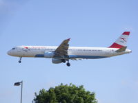 OE-LBE @ EGLL - Landing at Heathrow airport EGLL runway 27L - by Marc Mansbridge