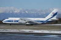 RA-82044 @ KPAE - PAE/KPAE departing to KISO