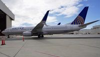 N69885 @ KSFO - SFO 2018.