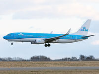 PH-BXZ @ CPH - Copenhagen 24.2.2018 L/D R-04L - by leo larsen