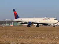 N833MH @ EDDS - N833MH at Stuttgart Airport. - by Heinispotter