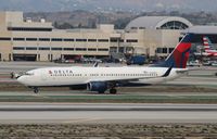 N398DA @ KLAX - Boeong 737-800 - by Mark Pasqualino