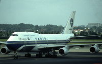 PP-VOA @ EHAM - Varig Boeing 747-341 taxiing to gate at Schiphol airport, the Netherlands, 1989 - by Van Propeller