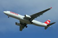 HB-JHD @ LLBG - Flight from Zurich landing on runway 30. - by ikeharel