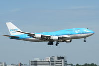 PH-BFM @ EHAM - KLM asia - by Jan Buisman