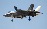 168719 @ KNYL - Yuma airshow - by olivier Cortot