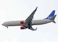 LN-RRH @ CPH - Copenhagen 14.3.2018 app to R-04R - by leo larsen