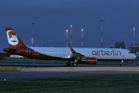 OE-LNZ @ EGSH - Arriving for paintwork. - by keithnewsome