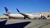 N675UA @ KSFO - SFO 2018. - by Clayton Eddy