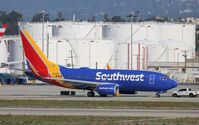 N912WN @ KLAX - Boeing 737-700 - by Mark Pasqualino