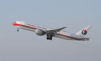 B-2082 @ LAX - Taking off - by olivier Cortot