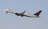 N709TW @ KLAX - note the nose marking - by olivier Cortot