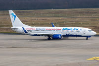 YR-BMH @ EDDK - YR-BMH - Boeing 737-8K5(WL) - Blue Air - by Michael Schlesinger