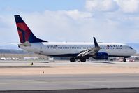 N372DA @ KBOI - Landing roll out on RWY 28R.