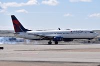 N372DA @ KBOI - Landing RWY 28R.