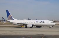 N77510 @ KORD - Boeing 737-800