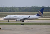 N636RW @ KIAH - ERJ 170-100 SE