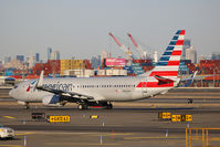 N969AN @ KEWR - Taxiing - by Romain Roux