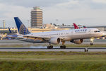 N596UA @ KLAX - Boeing 757-222(WL)