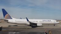 N68880 @ KORD - Boeing 737-900ER