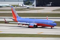 N8607M @ KFLL - Boeing 737-800 - by Mark Pasqualino