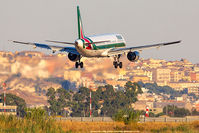 EI-IXF @ LIEE - LANDING 14R
