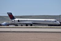 N954DN @ KBOI - Landing roll out on RWY 28L.