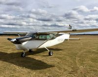 N210XL @ EBLE - Looking at its best - by fabry.michael
