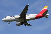 EC-KHM @ EBBR - Final to rwy 25L.