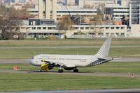 EC-LAA @ LFBO - Airbus A320-214, Taxiing, Toulouse-Blagnac airport (LFBO-TLS) - by Yves-Q