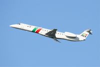 CS-TPL @ LFBO - Embraer EMB-145EP, Take off rwy 32R, Toulouse Blagnac Airport (LFBO-TLS) - by Yves-Q