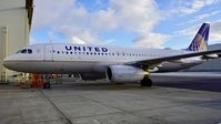 N461UA @ SFO - SFO 2018. - by Clayton Eddy