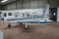 F-BTIA @ LFOX - Parked - by Romain Roux