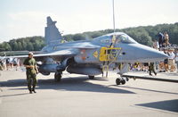 39101 @ AGH - Ângelholm F.10 Air Show 5.8.1995 - by leo larsen