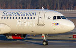LN-RGN @ EDDF - taxying to the gate - by Friedrich Becker