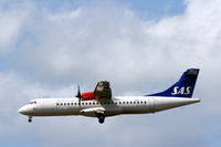 ES-ATE @ EKCH - ES-ATE landing rw 22L - by Erik Oxtorp