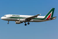 EI-DTJ @ LIEE - LANDING 14R