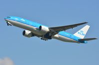 PH-BQB @ EHAM - Departing KLM B772 - by FerryPNL