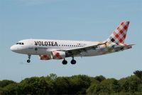 EC-MUU @ LFRB - Airbus A319-111, On final rwy 25L, Brest-Bretagne airport (LFRB-BES) - by Yves-Q