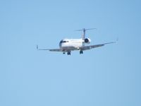 N905EV @ 3607 - Landing - by Canonman
