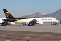 N406UP @ KPHX - No comment. - by Dave Turpie