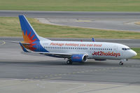 G-GDFK @ VIE - Jet2 Boeing 737-300 - by Thomas Ramgraber